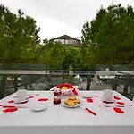 Fiore Apartman *