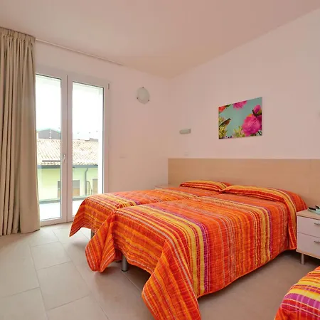 Fiore 公寓 利尼亚诺萨比亚多罗