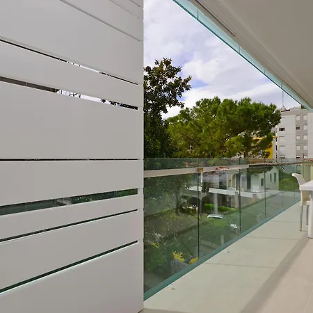 Fiore דירה ליגננו סביאדורו