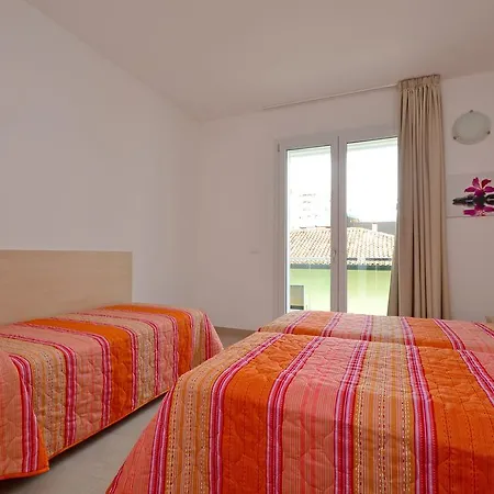 Fiore Apartment *